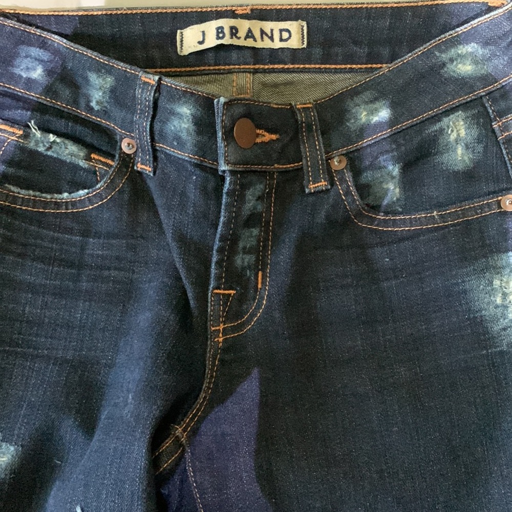 J BRAND CUSTOM DISTRESSED DENIM JEANS. - Picture 10 of 12